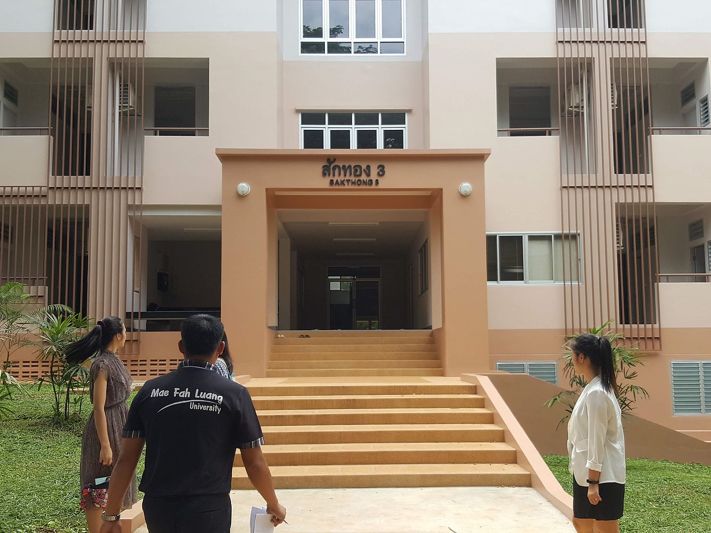 มฟล. ตรวจความพร้อมหอพักภายในมหาวิทยาลัย เตรียมต้อนรับนักศึกษาใหม่ปีการศึกษา 2561