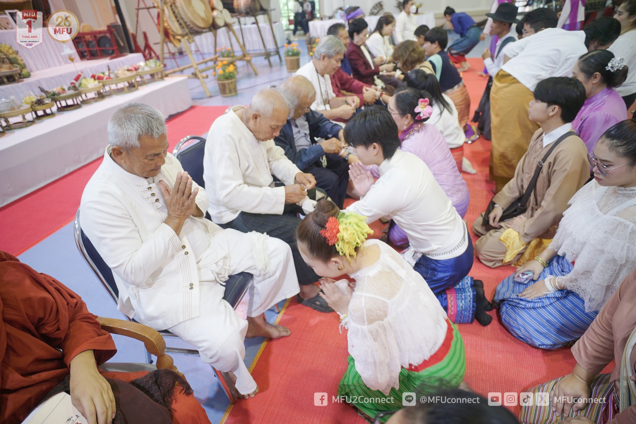 ส่วนพัฒนานักศึกษา มฟล. จัดพิธีไหว้ครูภูมิผญ๋าศิลปะการแสดงล้านนาไทย ครั้งที่ 22 เชิญพ่อครูแม่ครูร่วมพิธีโยงครู-ศิษยานุศิษย์ร่วมรำลึกครูศิลปะการแสดง-นาฏศิลป์ล้านนาไทย