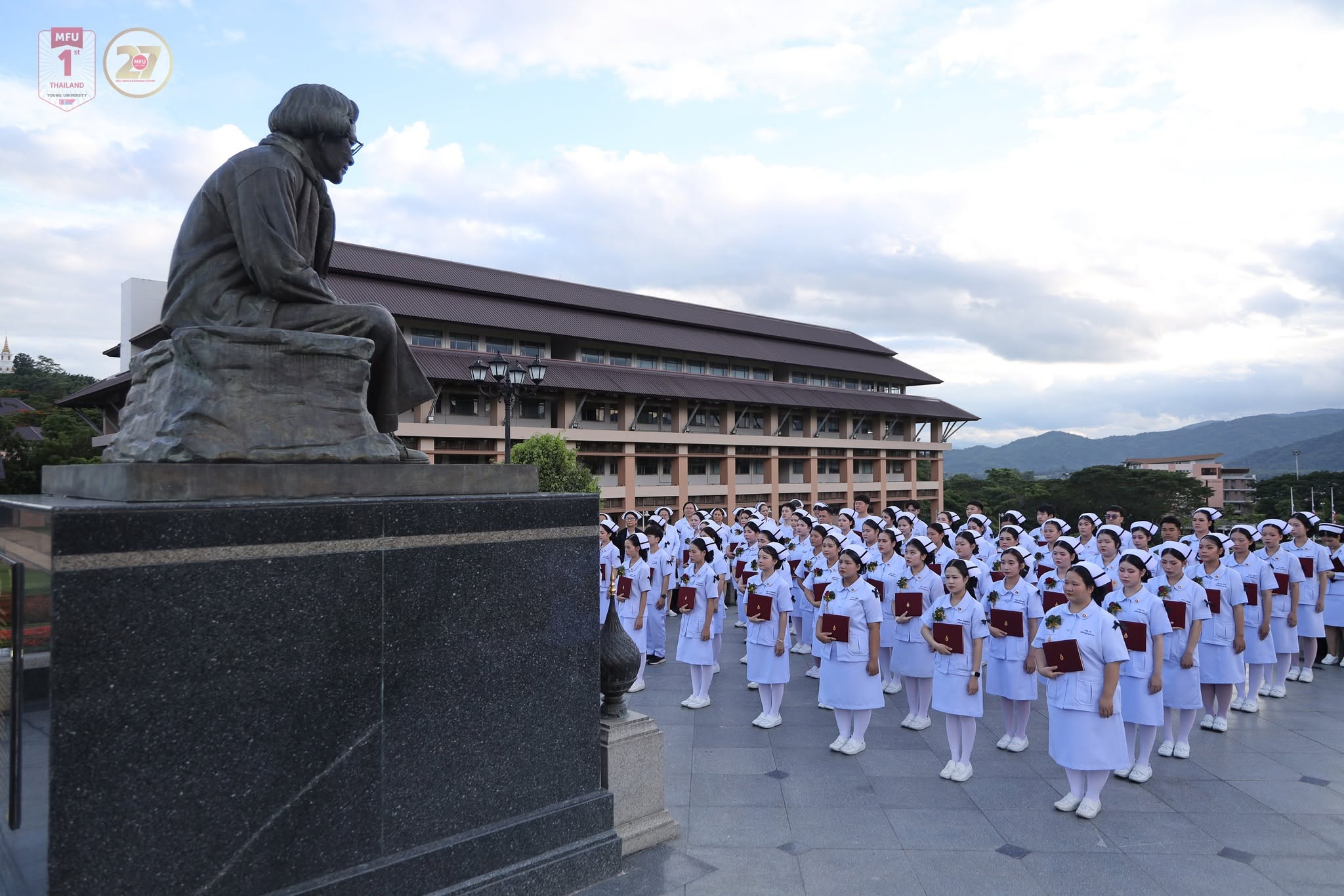 พยาบาล มฟล. จัดพิธีประกาศการสำเร็จการศึกษา นักศึกษาหลักสูตรประกาศนียบัตรผู้ช่วยพยาบาล รุ่นที่ 11 ผลสำเร็จการผลิตบุคลากรด้านสุขภาพสู่ชุมชนทุกระดับ